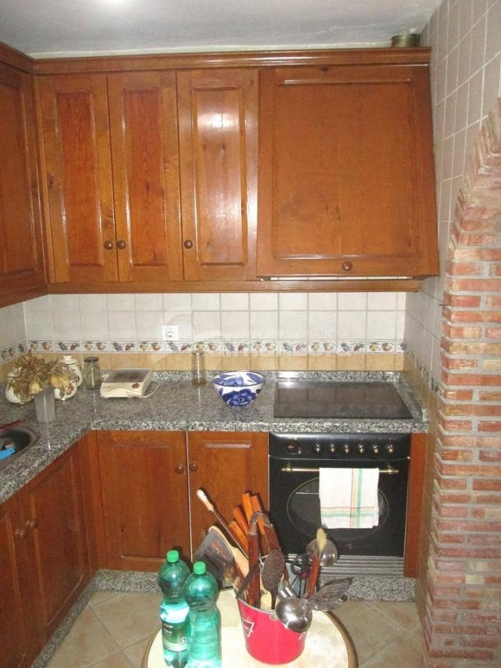 4 soverom Hus til salgs i Cobdar - € 65 000 (Ref: 8526434)