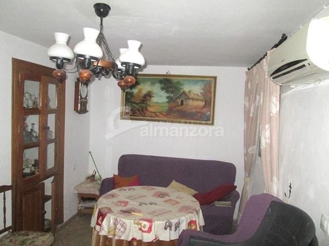 4 slaapkamer Huis te koop in Cóbdar - € 65.000 (Ref: 8526434)