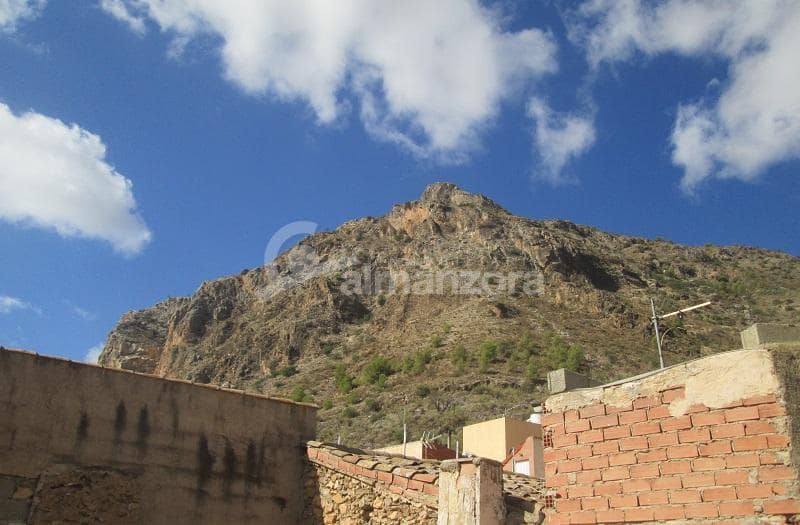 4 soverom Hus til salgs i Cobdar - € 65 000 (Ref: 8526434)