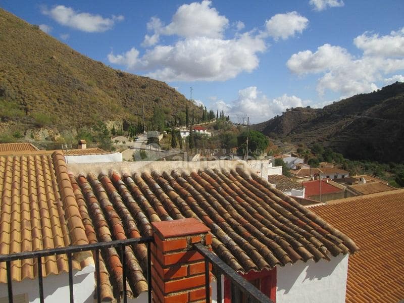 4 soverom Hus til salgs i Cobdar - € 65 000 (Ref: 8526434)