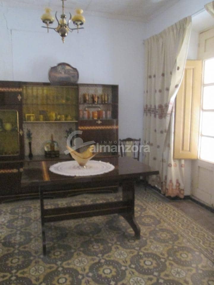 4 slaapkamer Huis te koop in Albox - € 129.000 (Ref: 8654684)