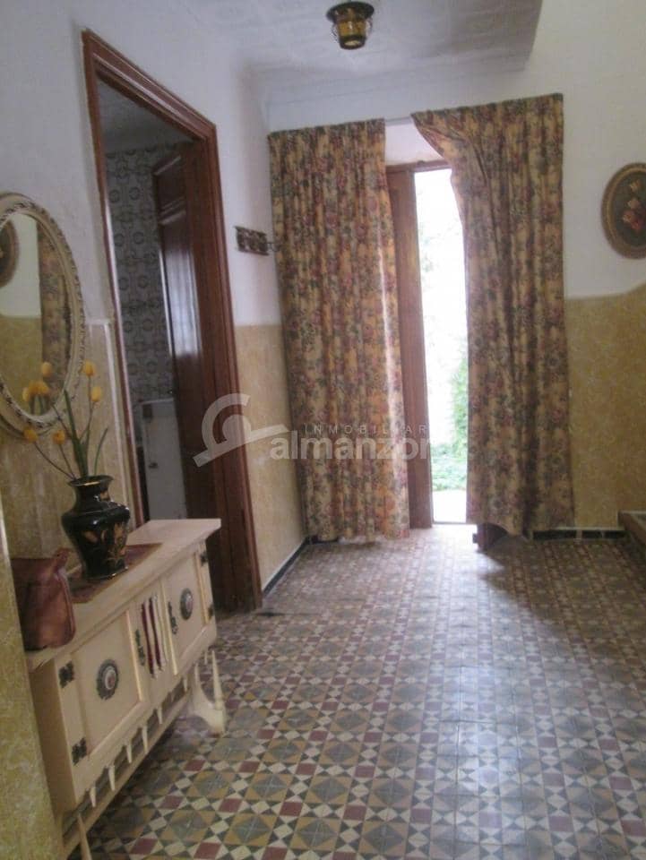 4 slaapkamer Huis te koop in Albox - € 129.000 (Ref: 8654684)