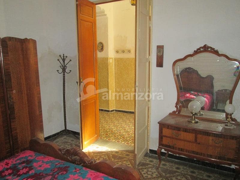 4 slaapkamer Huis te koop in Albox - € 129.000 (Ref: 8654684)