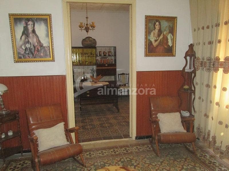 4 slaapkamer Huis te koop in Albox - € 129.000 (Ref: 8654684)