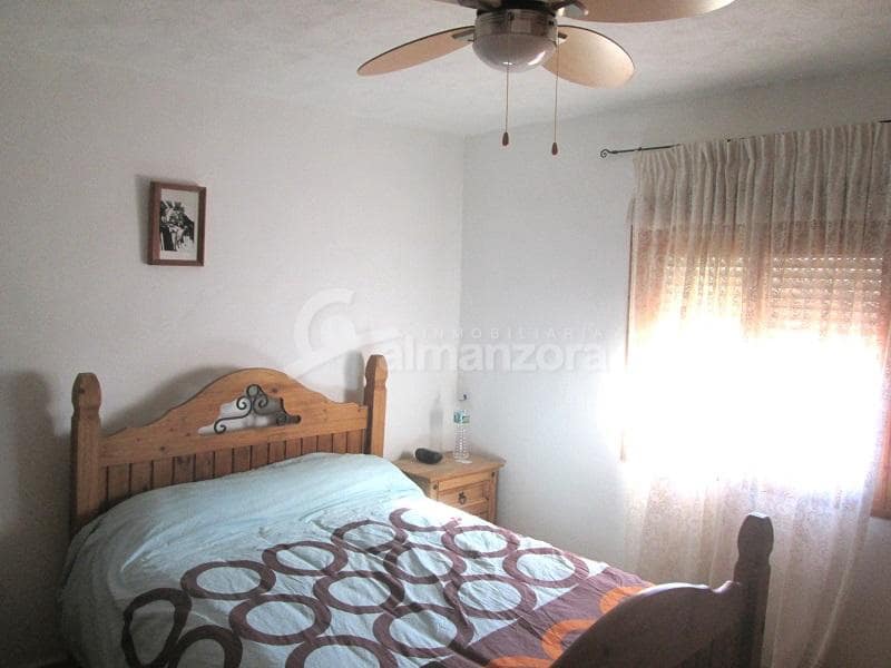 3 soveværelse Finca/Landehus til salg i Zurgena med swimmingpool - € 265.000 (Ref: 8729152)