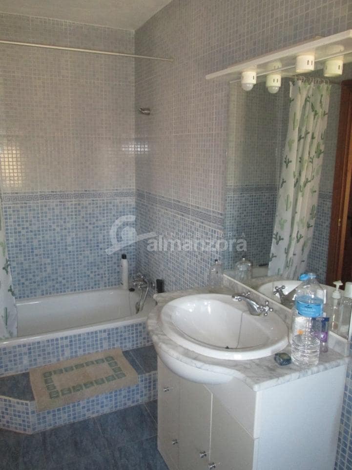 3 soveværelse Finca/Landehus til salg i Zurgena med swimmingpool - € 265.000 (Ref: 8729152)