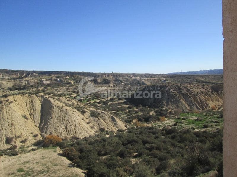 Erhverv til salg i Olula del Rio - € 110.000 (Ref: 8741022)