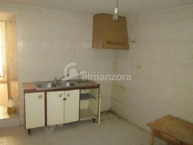 Casa de 2 habitaciones en Chirivel en venta - 25.000 € (Ref: 8954066)