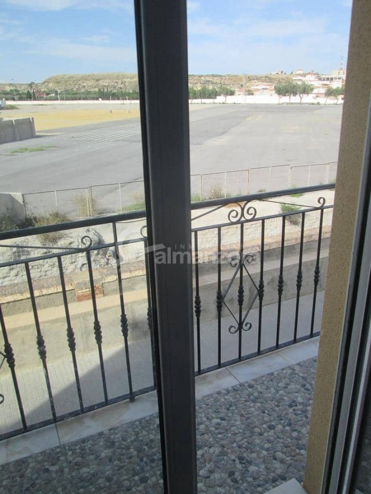 4 slaapkamer Appartement te koop in Albox - € 98.000 (Ref: 8993529)