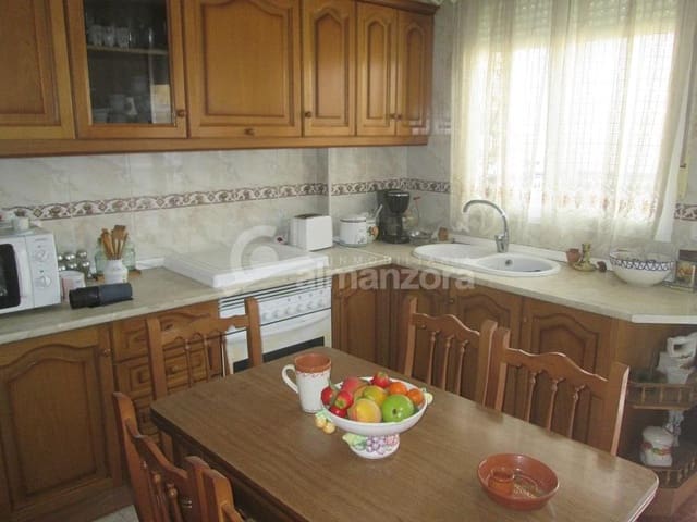 3 slaapkamer Huis te koop in Albox - € 120.000 (Ref: 9031243)