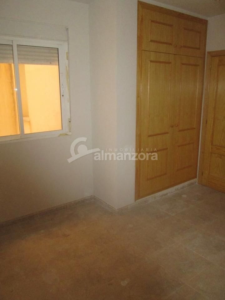 3 soveværelse Lejlighed til salg i Macael - € 75.000 (Ref: 9334349)