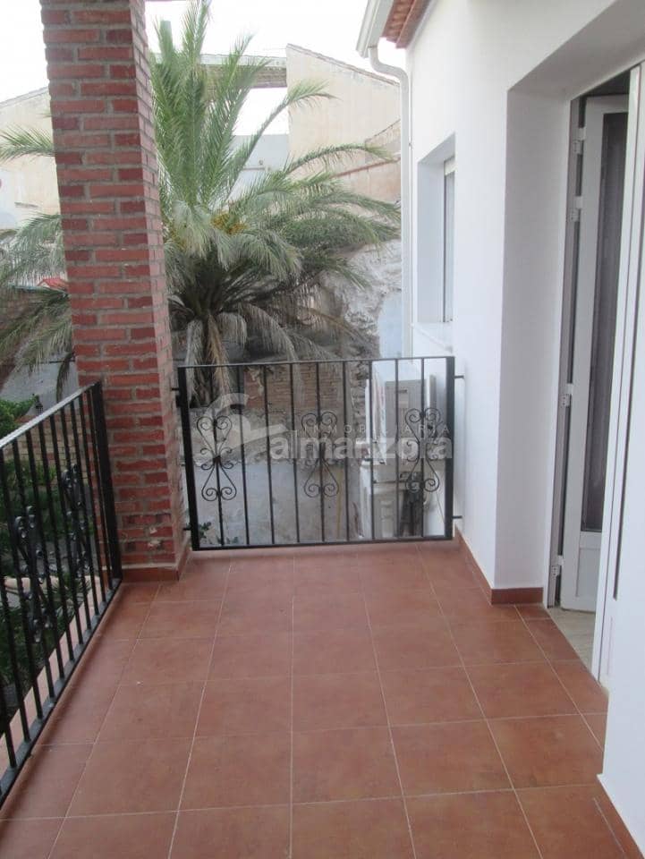 5 bedroom Townhouse for sale in Cantoria - € 180,000 (Ref: 9400336)