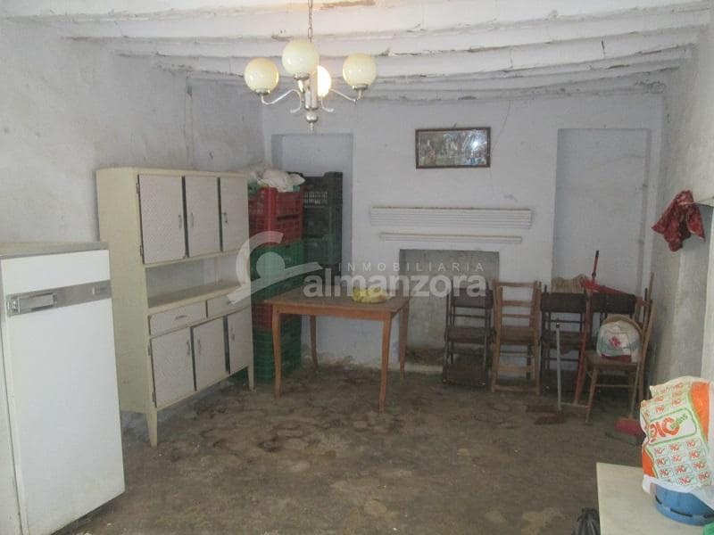 4 slaapkamer Finca/Landhuis te koop in Oria - € 47.000 (Ref: 9761648)