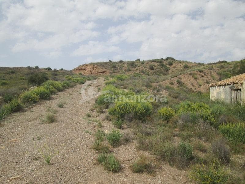 4 slaapkamer Finca/Landhuis te koop in Oria - € 47.000 (Ref: 9761648)