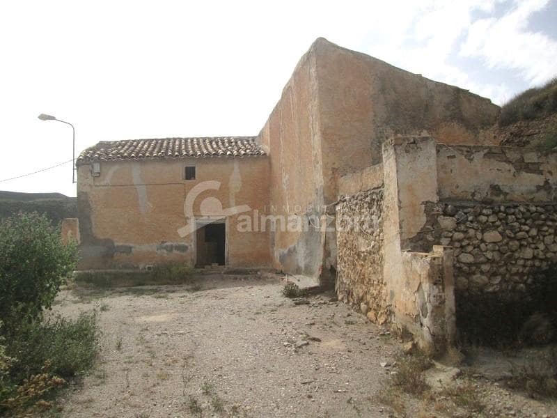 4 slaapkamer Finca/Landhuis te koop in Oria - € 47.000 (Ref: 9761648)