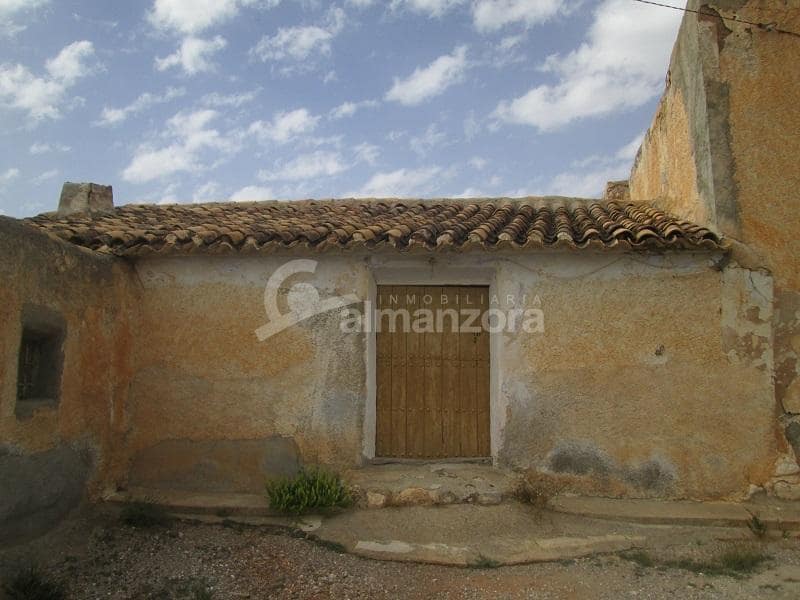 4 slaapkamer Finca/Landhuis te koop in Oria - € 47.000 (Ref: 9761648)