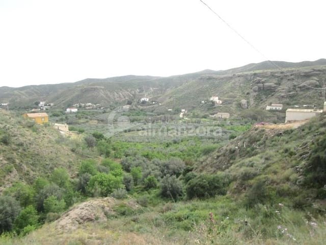 4 slaapkamer Finca/Landhuis te koop in Oria - € 47.000 (Ref: 9761648)