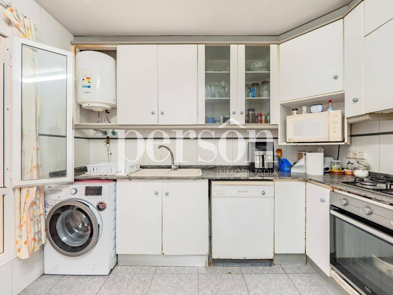 3 slaapkamer Flat te koop in Valencia stad met garage - € 430.000 (Ref: 10004328)
