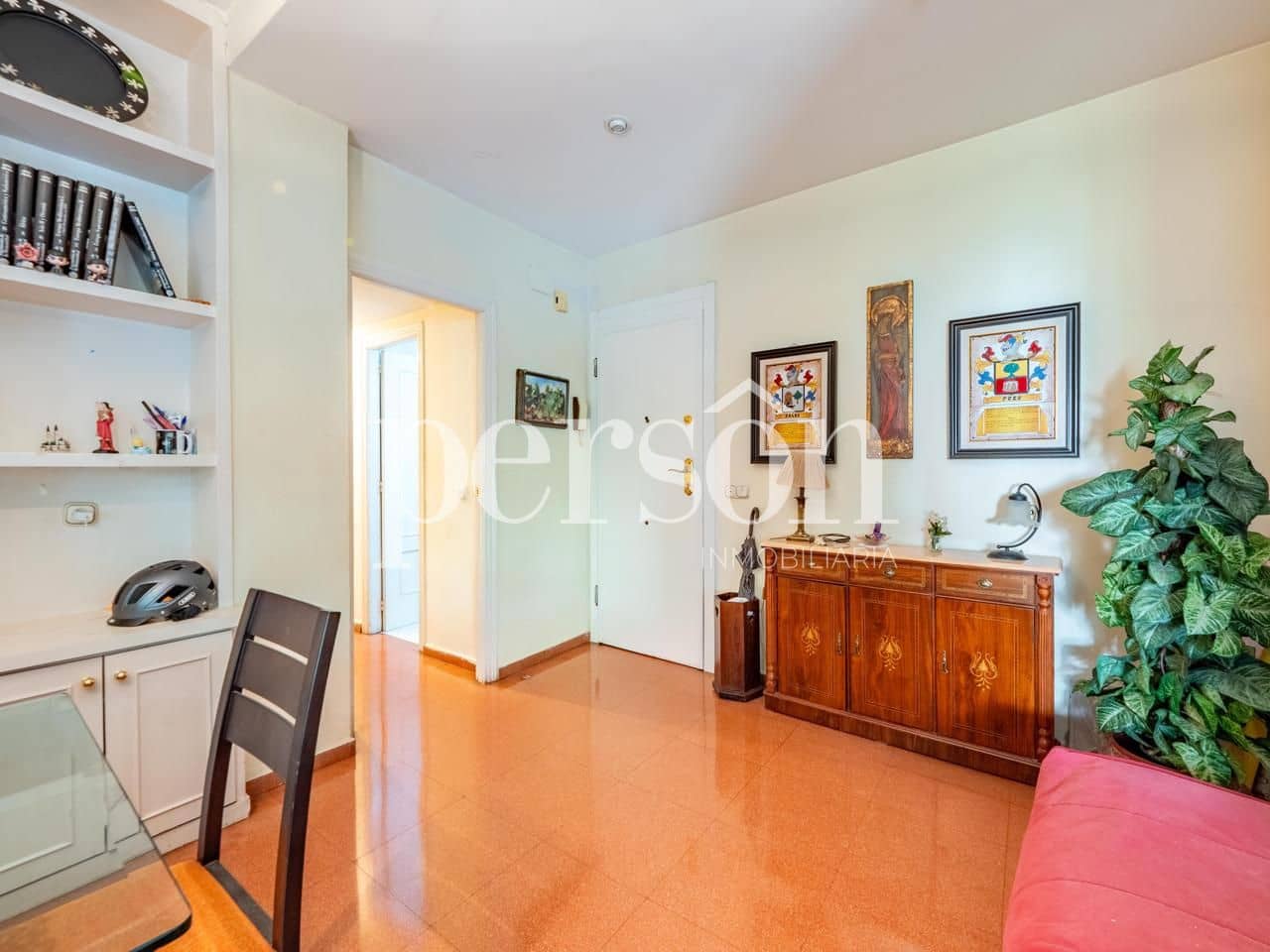 3 slaapkamer Flat te koop in Valencia stad met garage - € 430.000 (Ref: 10004328)