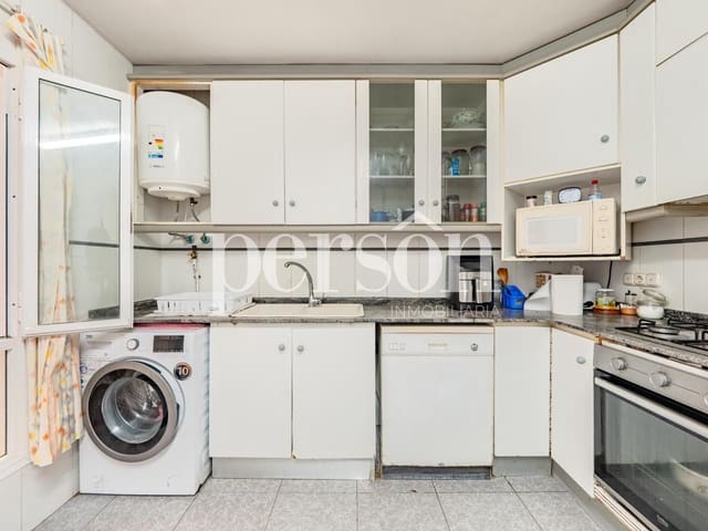 3 slaapkamer Flat te koop in Arrancapins, Valencia stad met garage - € 430.000 (Ref: 10004328)