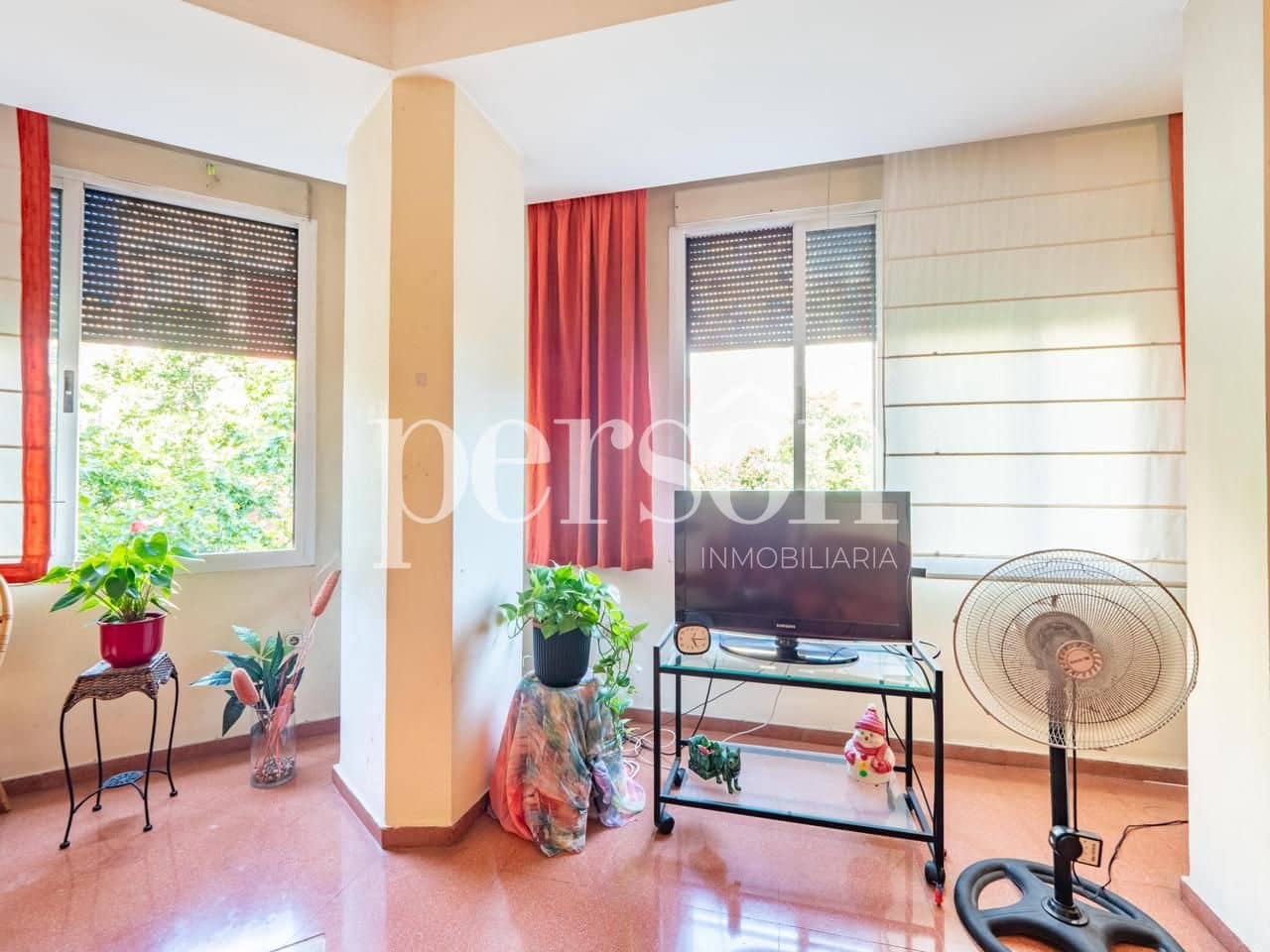 3 slaapkamer Flat te koop in Valencia stad met garage - € 430.000 (Ref: 10004328)