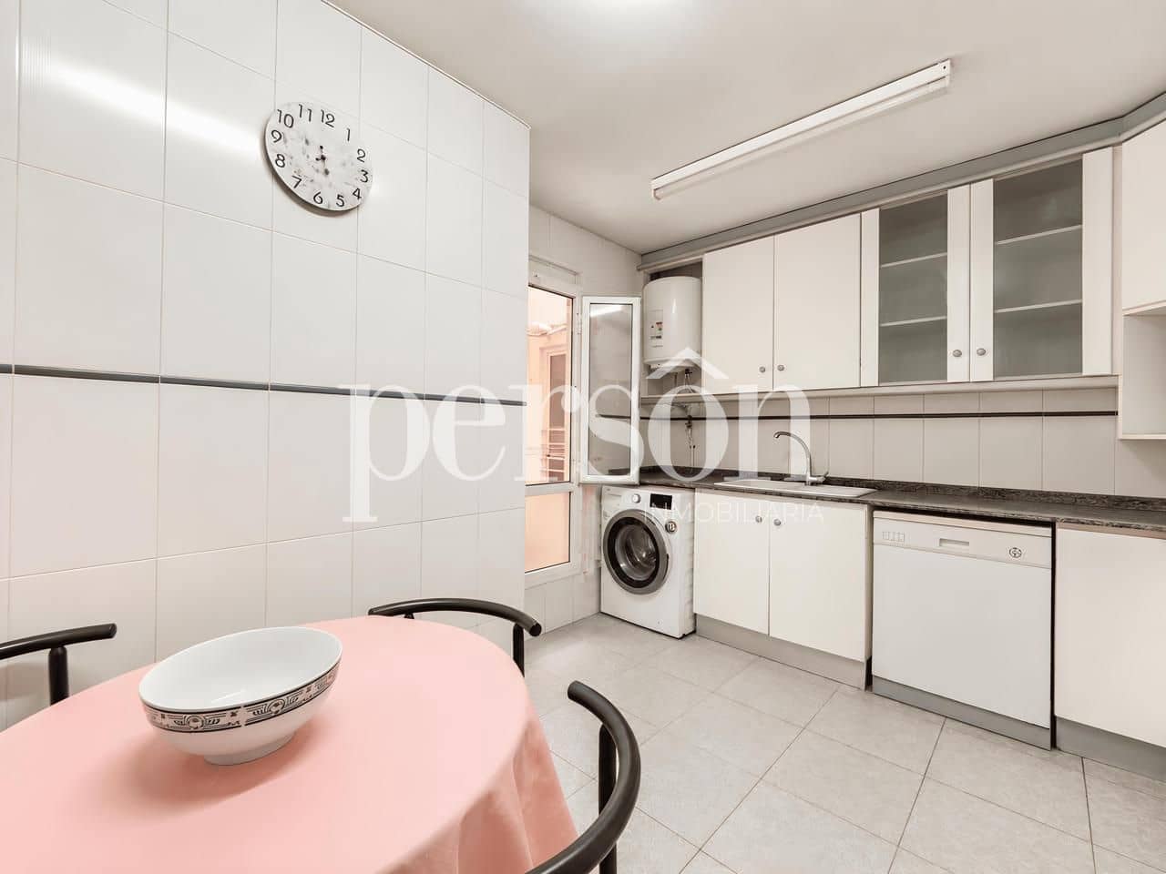 3 slaapkamer Flat te koop in Valencia stad met garage - € 430.000 (Ref: 10004328)