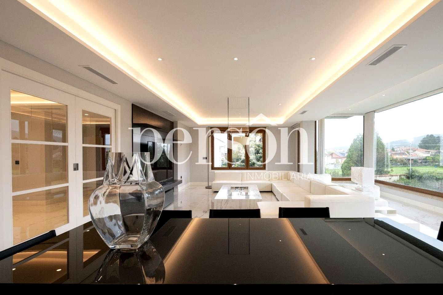 5 quarto Moradia para venda em Vilagarcia de Arousa com piscina garagem - 1 650 000 € (Ref: 10039310)