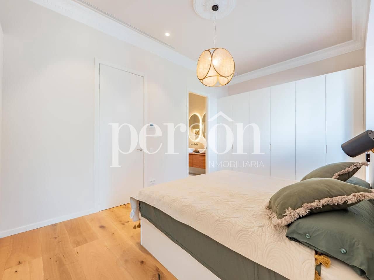 4 makuuhuone Asunto myytävänä paikassa Valencia kaupunki - 1 750 000 € (Ref: 10057355)