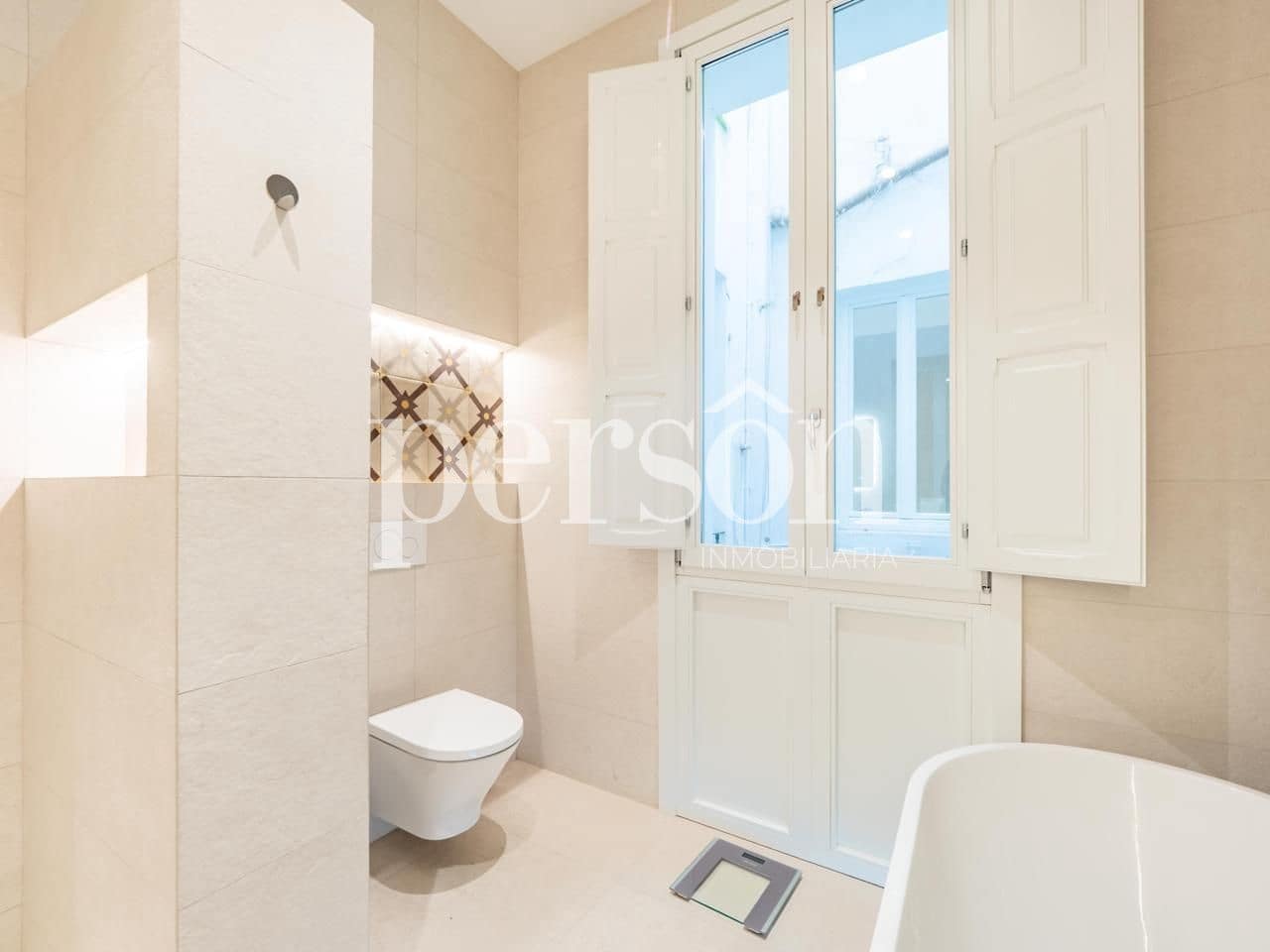 4 makuuhuone Asunto myytävänä paikassa Valencia kaupunki - 1 750 000 € (Ref: 10057355)