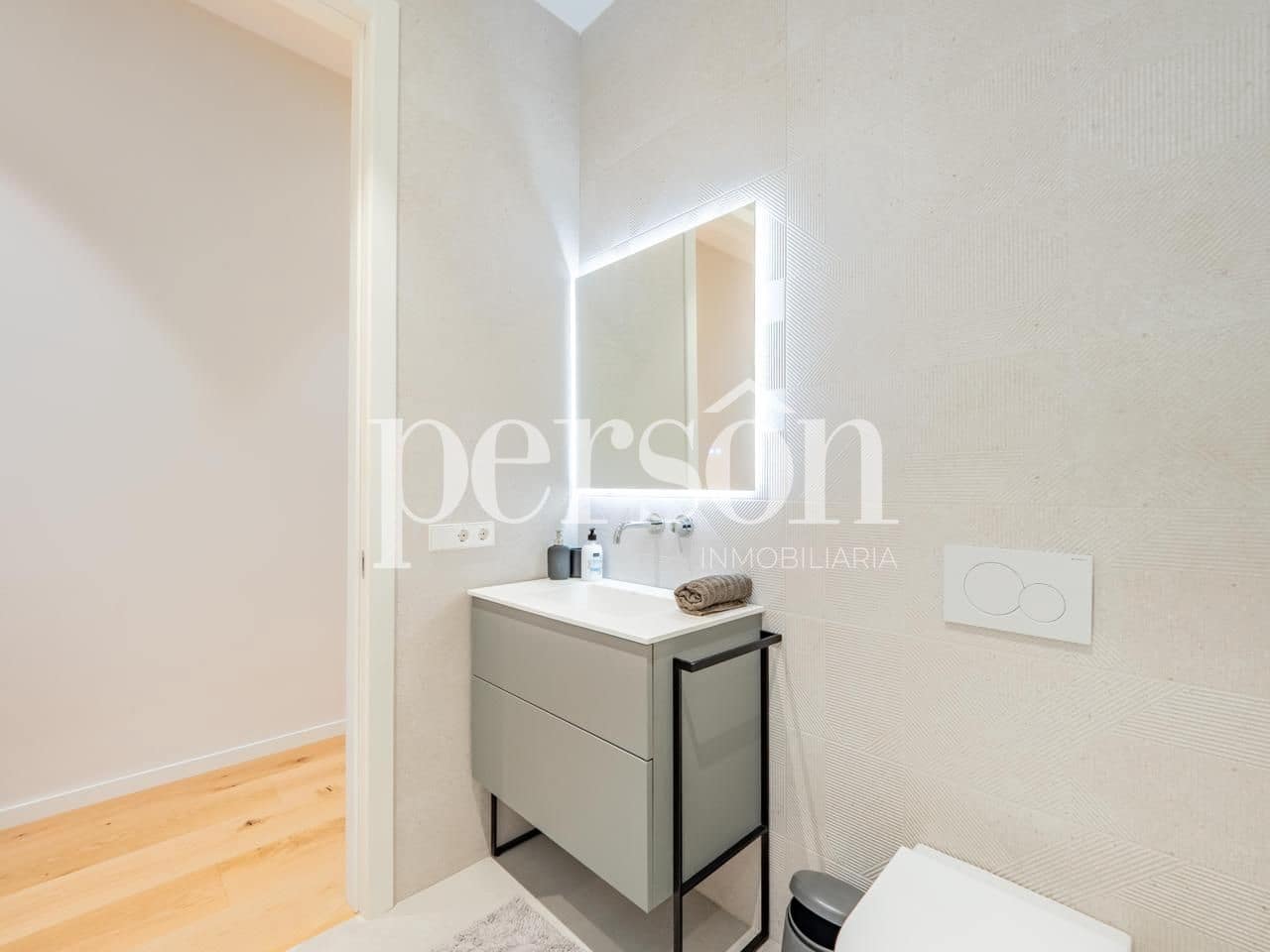 4 makuuhuone Asunto myytävänä paikassa Valencia kaupunki - 1 750 000 € (Ref: 10057355)