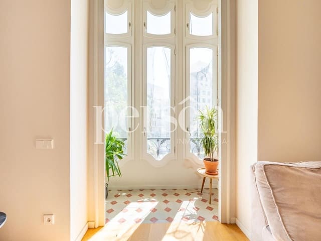4 makuuhuone Asunto myytävänä paikassa Russafa, Valencia kaupunki - 1 750 000 € (Ref: 10057355)