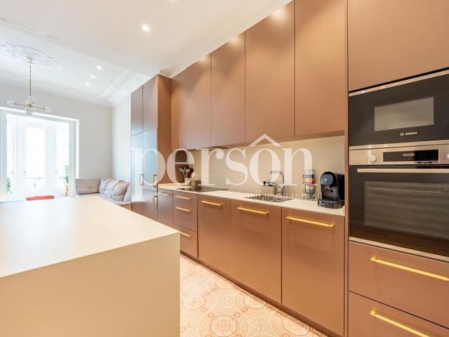 4 makuuhuone Asunto myytävänä paikassa Russafa, Valencia kaupunki - 1 750 000 € (Ref: 10057355)