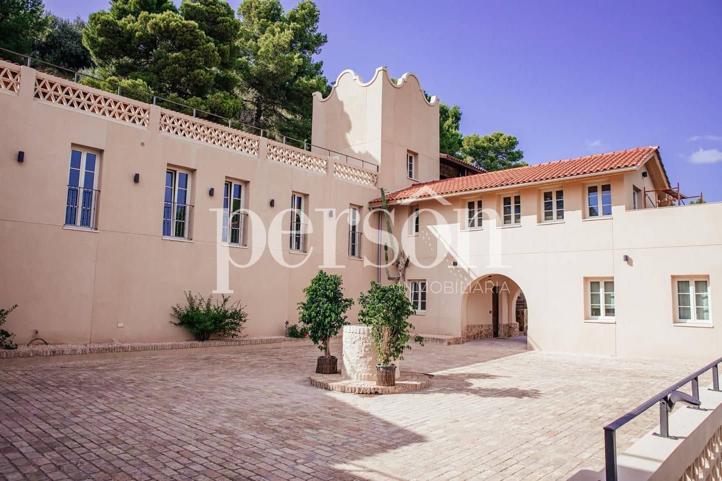 16 soverom Villa til salgs i Valencia by med svømmebasseng - € 3 650 000 (Ref: 9207139)