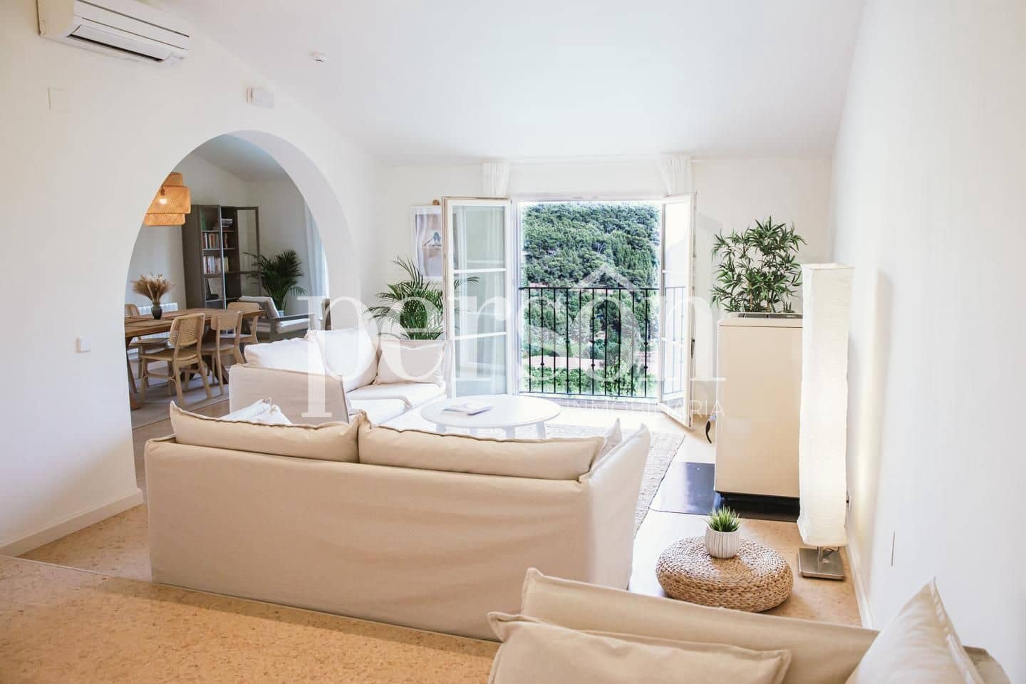 16 soverom Villa til salgs i Valencia by med svømmebasseng - € 3 650 000 (Ref: 9207139)