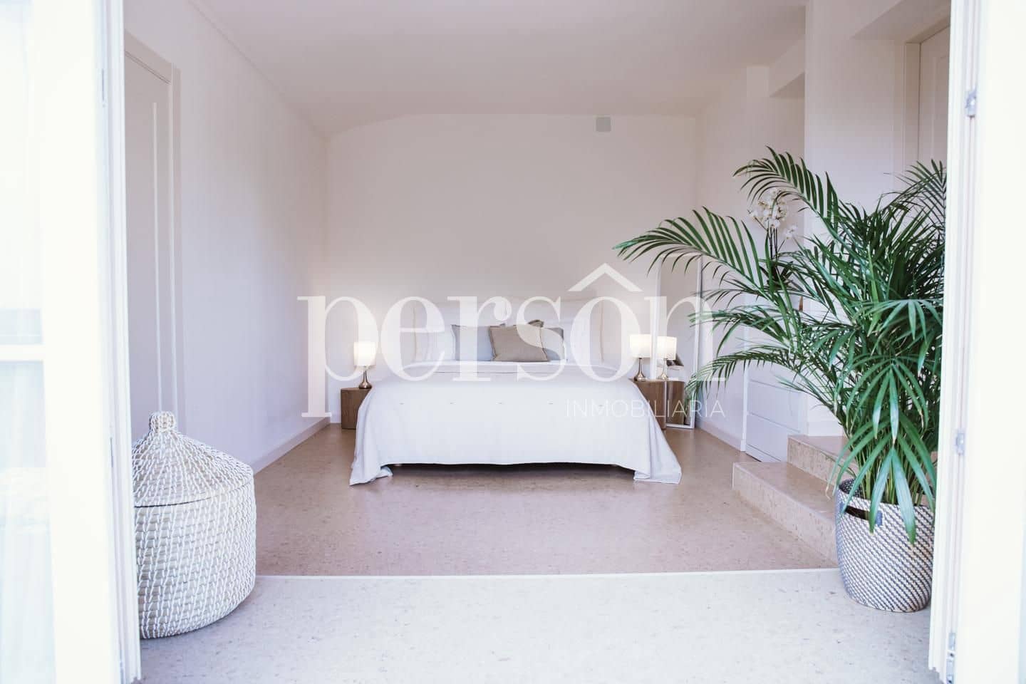 16 soverom Villa til salgs i Valencia by med svømmebasseng - € 3 650 000 (Ref: 9207139)