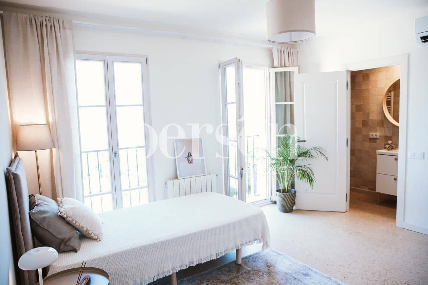 16 soverom Villa til salgs i Valencia by med svømmebasseng - € 3 650 000 (Ref: 9207139)