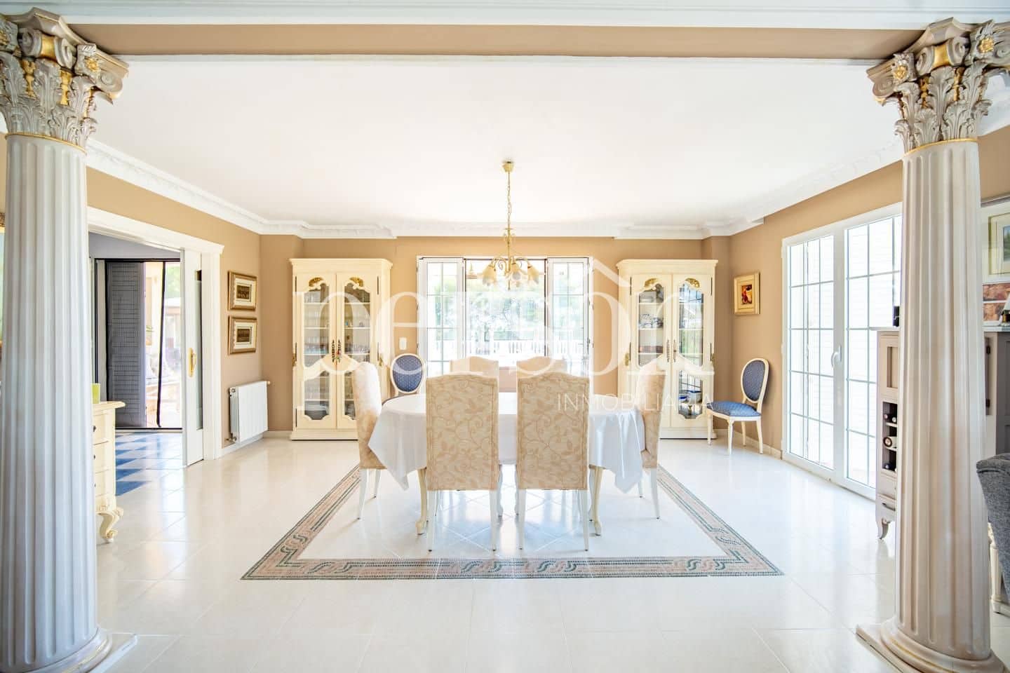 6 soveværelse Villa til salg i Cullera med swimmingpool garage - € 1.350.000 (Ref: 9207143)