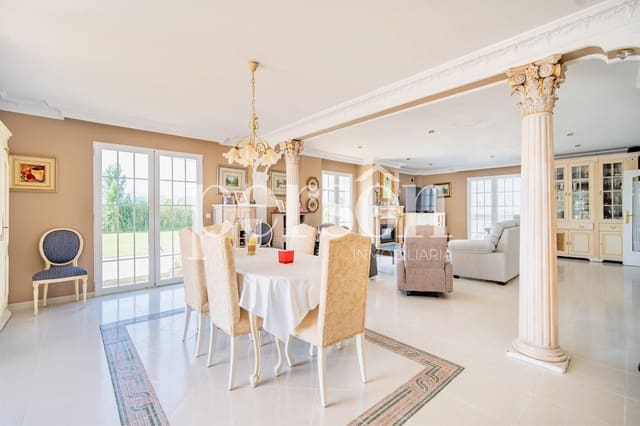 Chalet de 6 habitaciones en La Vega - Marenyet, Cullera en venta con piscina garaje - 1.350.000 € (Ref: 9207143)