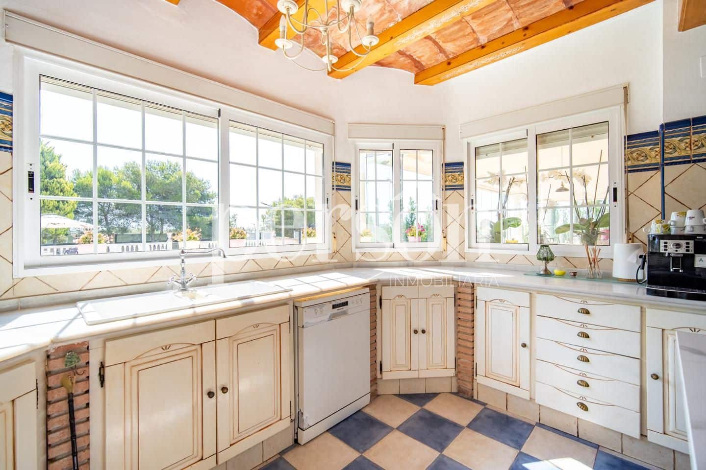 6 soveværelse Villa til salg i Cullera med swimmingpool garage - € 1.350.000 (Ref: 9207143)