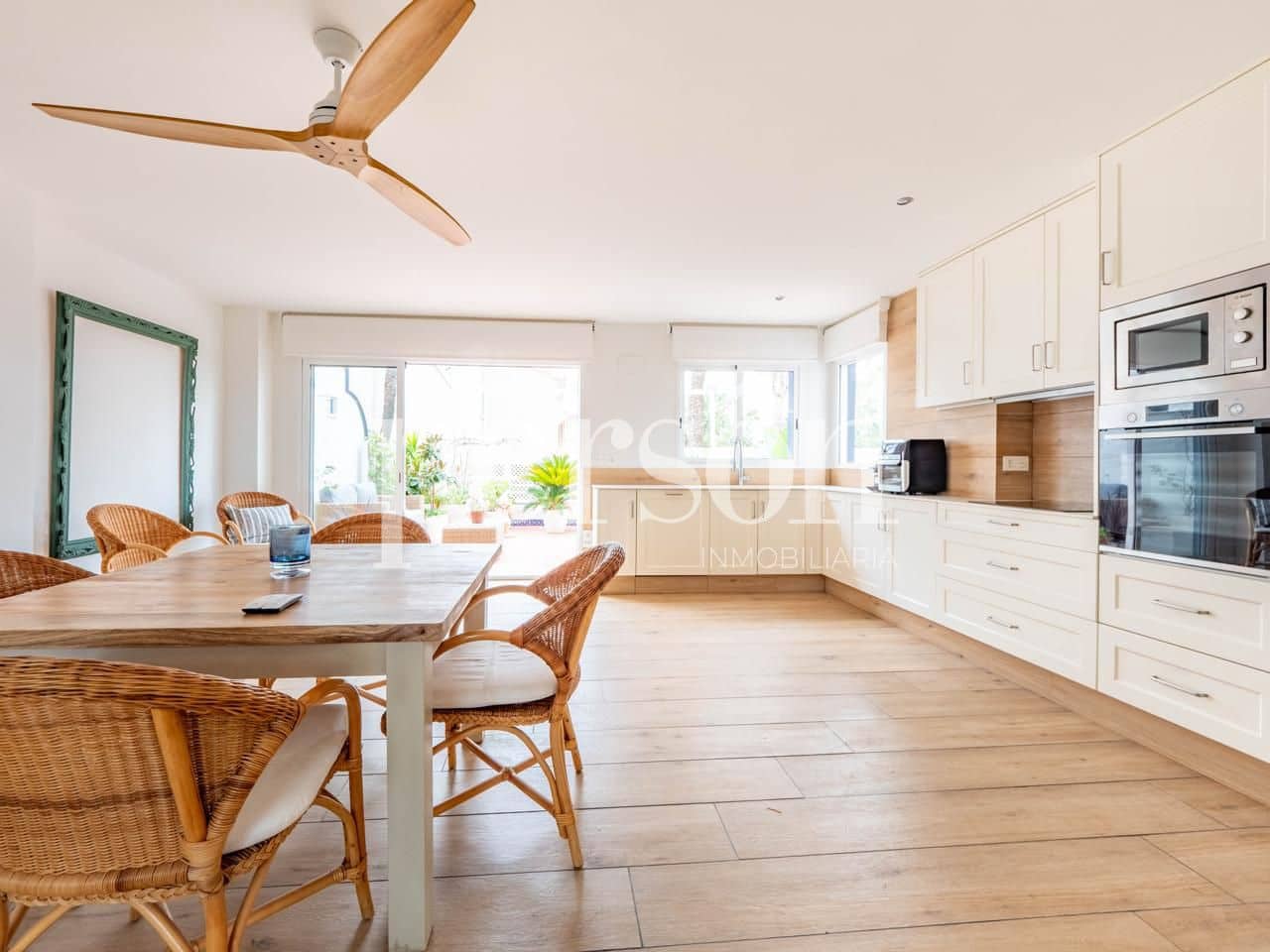 2 soveværelse Lejlighed til salg i Denia med swimmingpool garage - € 375.000 (Ref: 9207144)