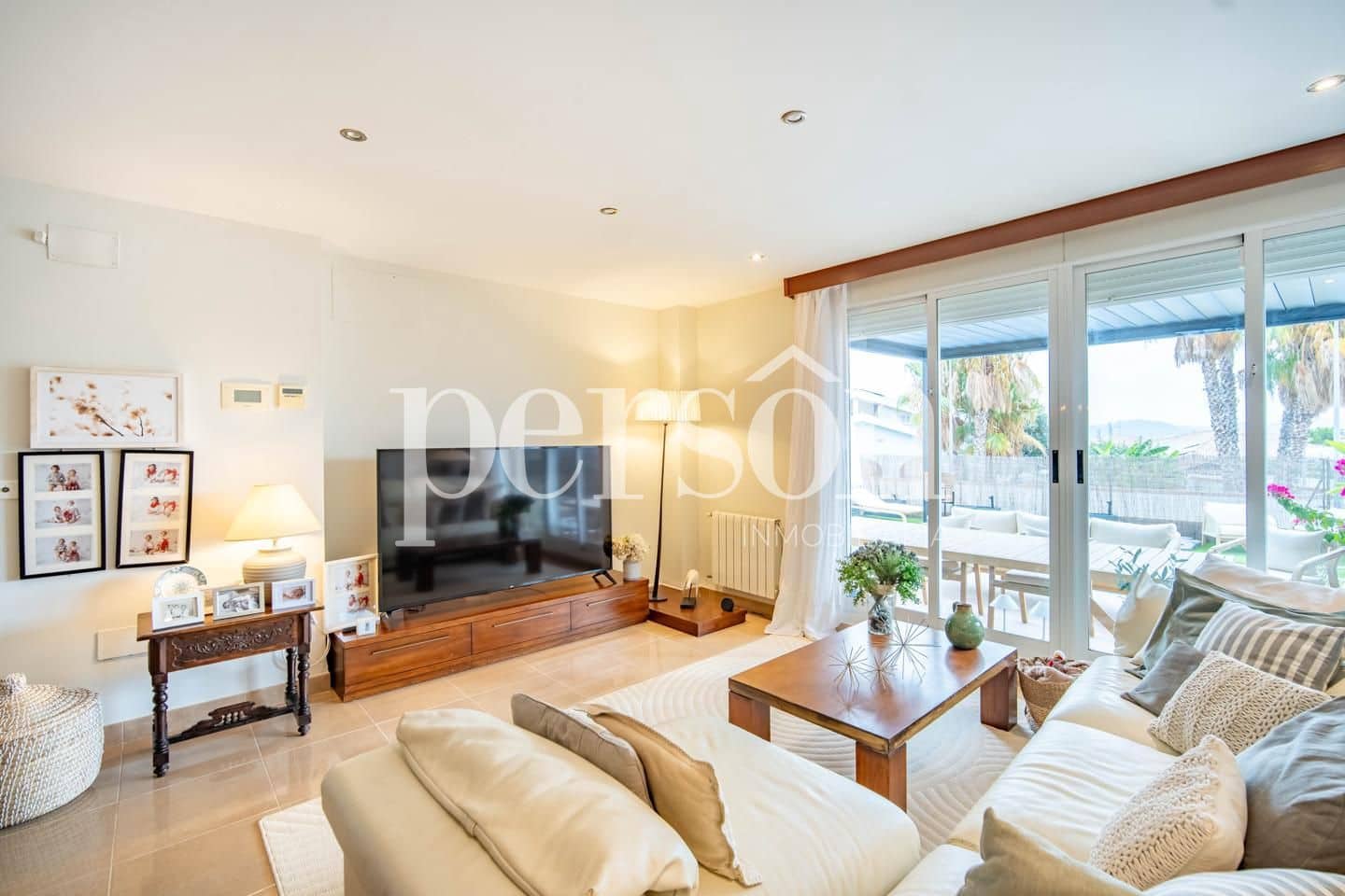 3 soverom Villa til salgs i La Pobla de Vallbona med svømmebasseng - € 700 000 (Ref: 9207148)