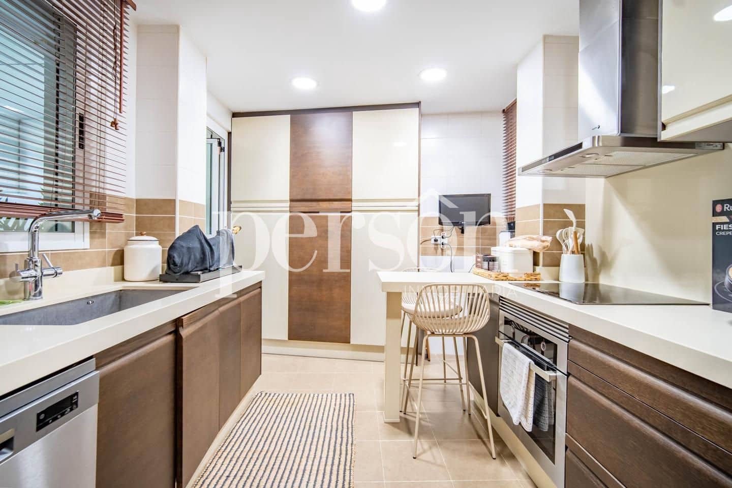 3 soverom Villa til salgs i La Pobla de Vallbona med svømmebasseng - € 700 000 (Ref: 9207148)