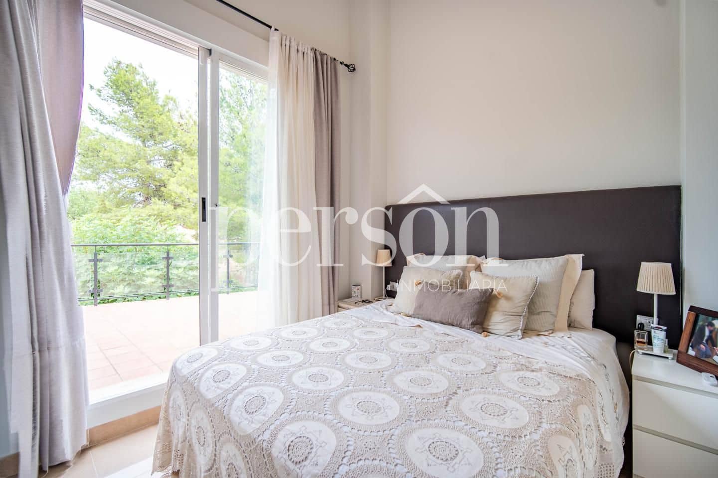 3 soverom Villa til salgs i La Pobla de Vallbona med svømmebasseng - € 700 000 (Ref: 9207148)