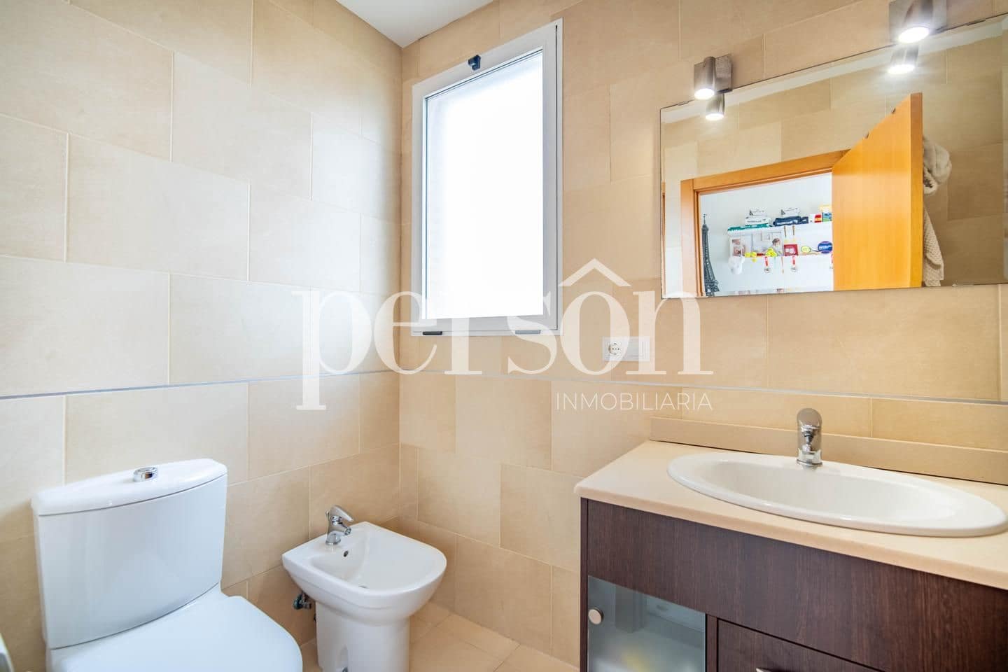 3 soverom Villa til salgs i La Pobla de Vallbona med svømmebasseng - € 700 000 (Ref: 9207148)