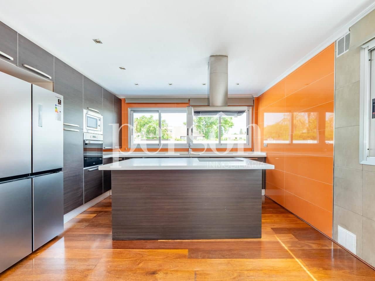 6 soverom Villa til salgs i Valencia by med svømmebasseng garasje - € 1 000 000 (Ref: 9207150)