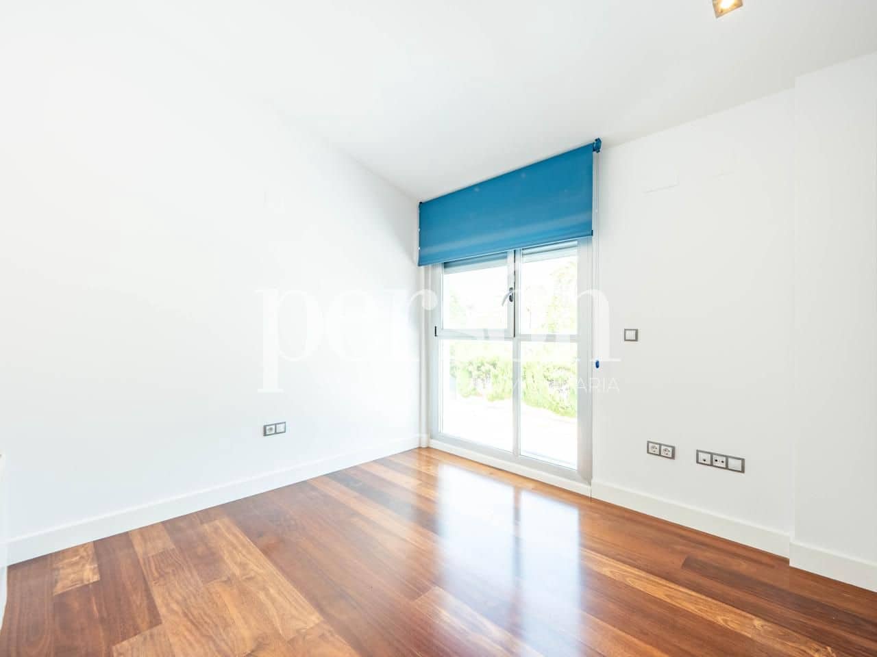 6 soverom Villa til salgs i Valencia by med svømmebasseng garasje - € 1 000 000 (Ref: 9207150)