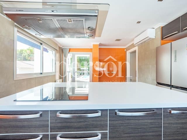 6 bedroom Villa for sale in Valencia city with pool garage - € 1,000,000 (Ref: 9207150)