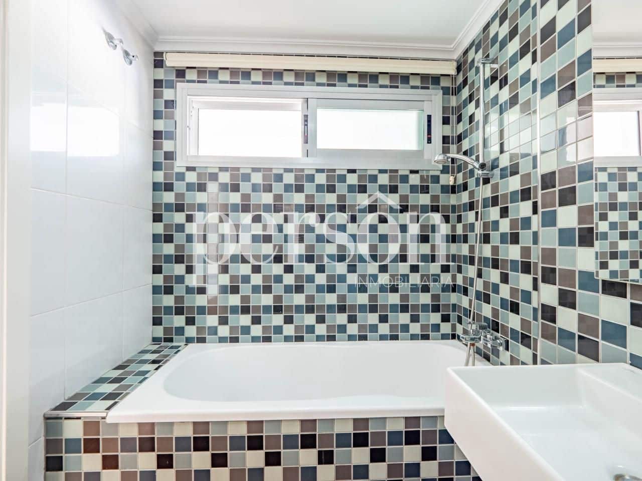 6 soverom Villa til salgs i Valencia by med svømmebasseng garasje - € 1 000 000 (Ref: 9207150)