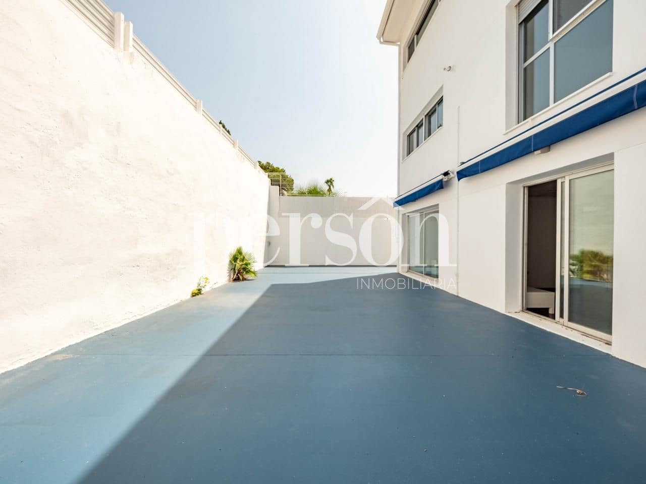 6 soverom Villa til salgs i Valencia by med svømmebasseng garasje - € 1 000 000 (Ref: 9207150)