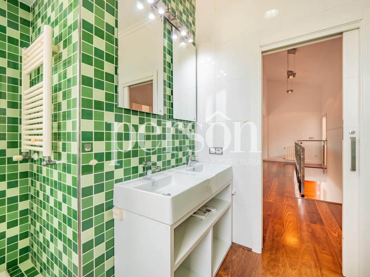 6 soverom Villa til salgs i Valencia by med svømmebasseng garasje - € 1 000 000 (Ref: 9207150)